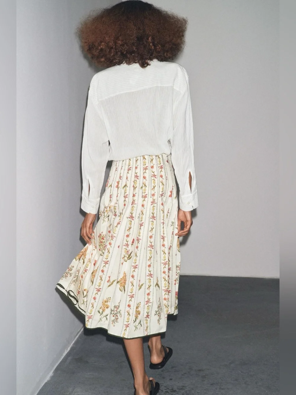 ZARA Floral Pleated A-Line Midi Skirt, ZW Collection. XS NWT